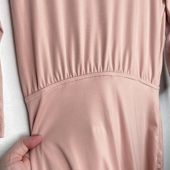 NWOT Lovers and Friends Love Happy Mauve Low Cut Surplice Ruched Mini Dress XS - Picture 9 of 13